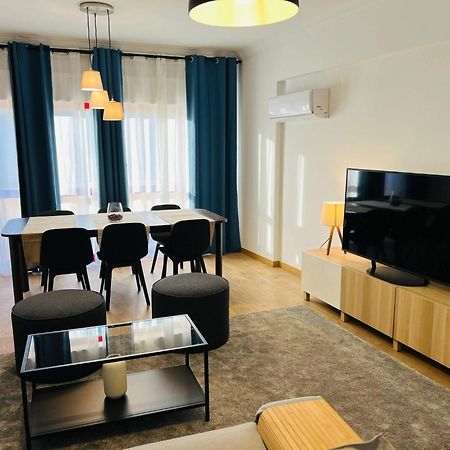 Beautiful Apartment - Family And Group Of Friends Povoa de Santa Iria Buitenkant foto