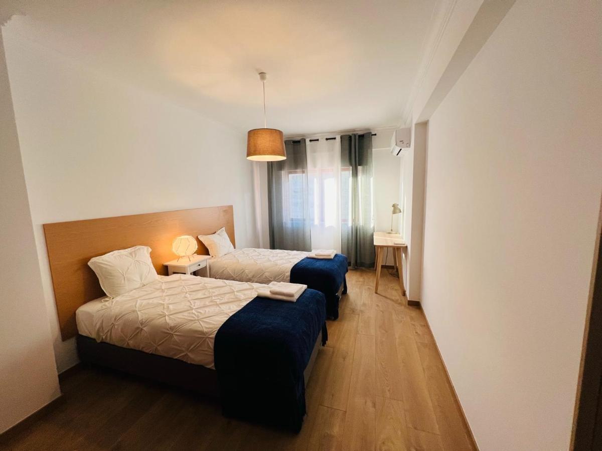 Beautiful Apartment - Family And Group Of Friends Povoa de Santa Iria Buitenkant foto