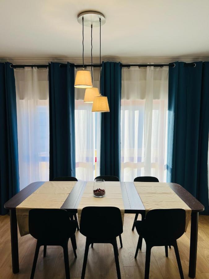 Beautiful Apartment - Family And Group Of Friends Povoa de Santa Iria Buitenkant foto